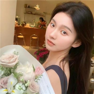 隔壁的吸血鬼美眉